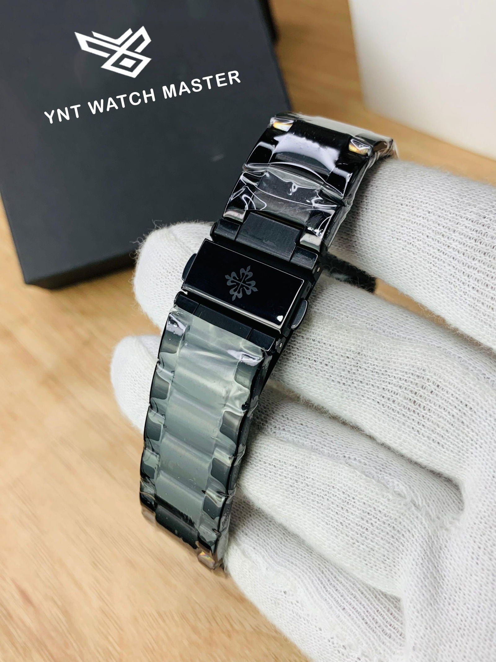 Black-White PP Square Classic - YNT -  